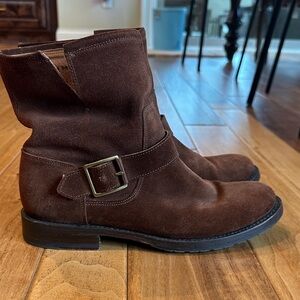 Frye Natalie engineer short Brown suede boot.